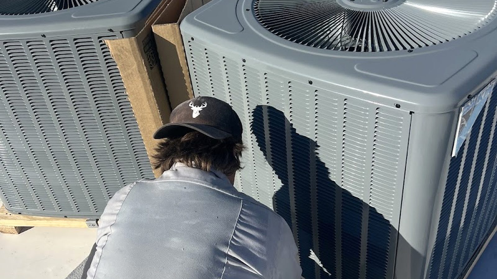 Bucksworth Home Services technician providing ac installation service in Maricopa